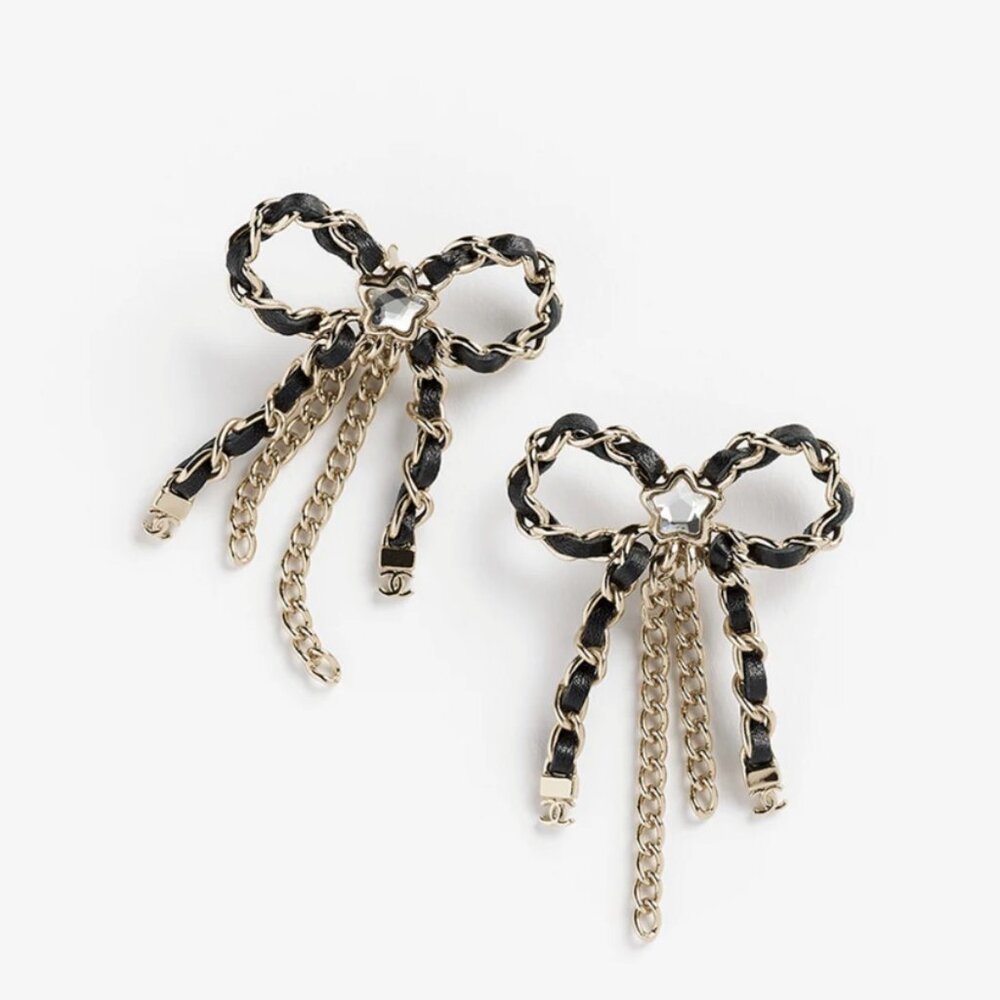 Chanel Ribbon Earrings New With Box - Picture 9 of 9